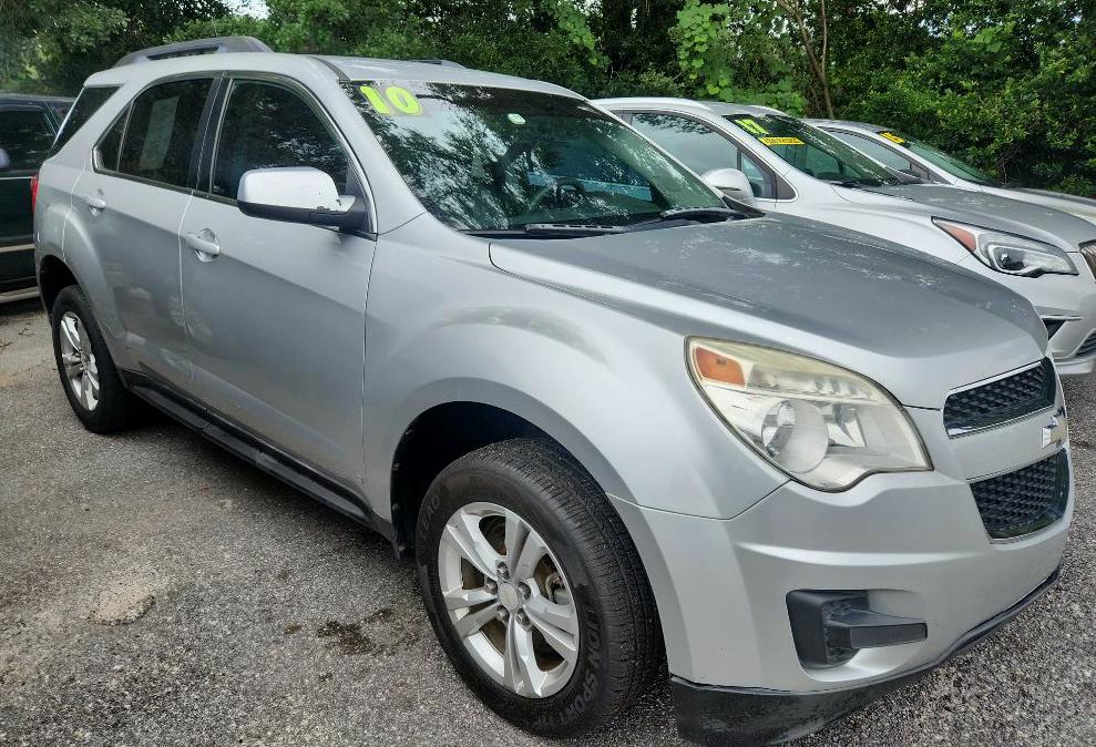 Photo 3 of this CHEVROLET EQUINOX