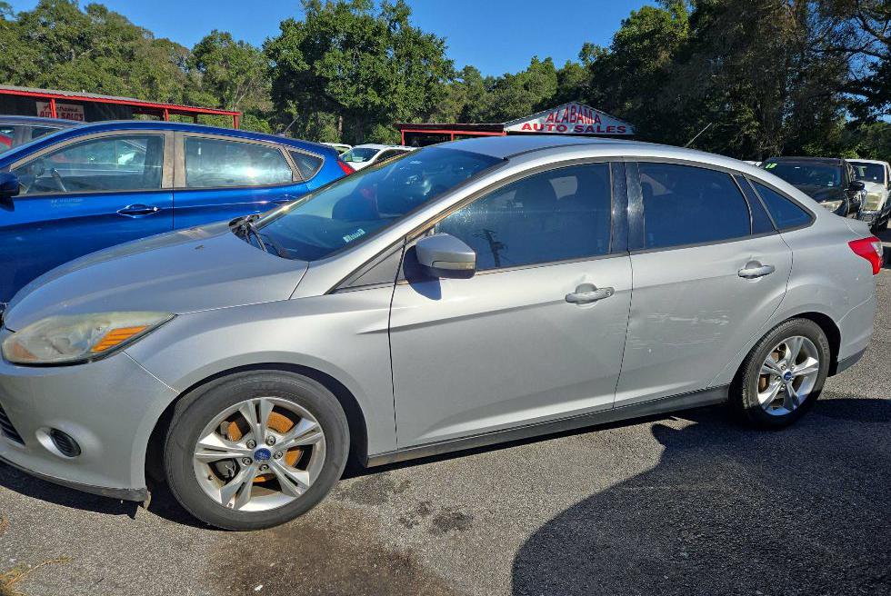 Photo 3 of this FORD FOCUS