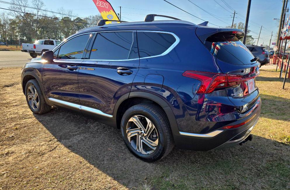 Photo 4 of this HYUNDAI SANTA FE
