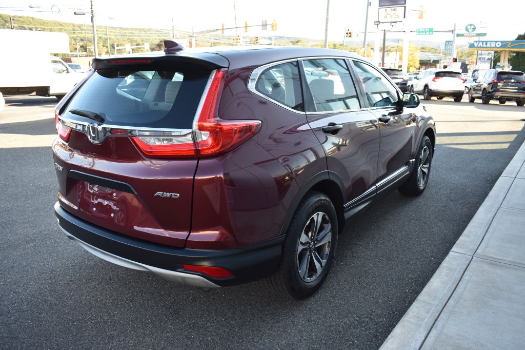 Additional photo of vehicle.