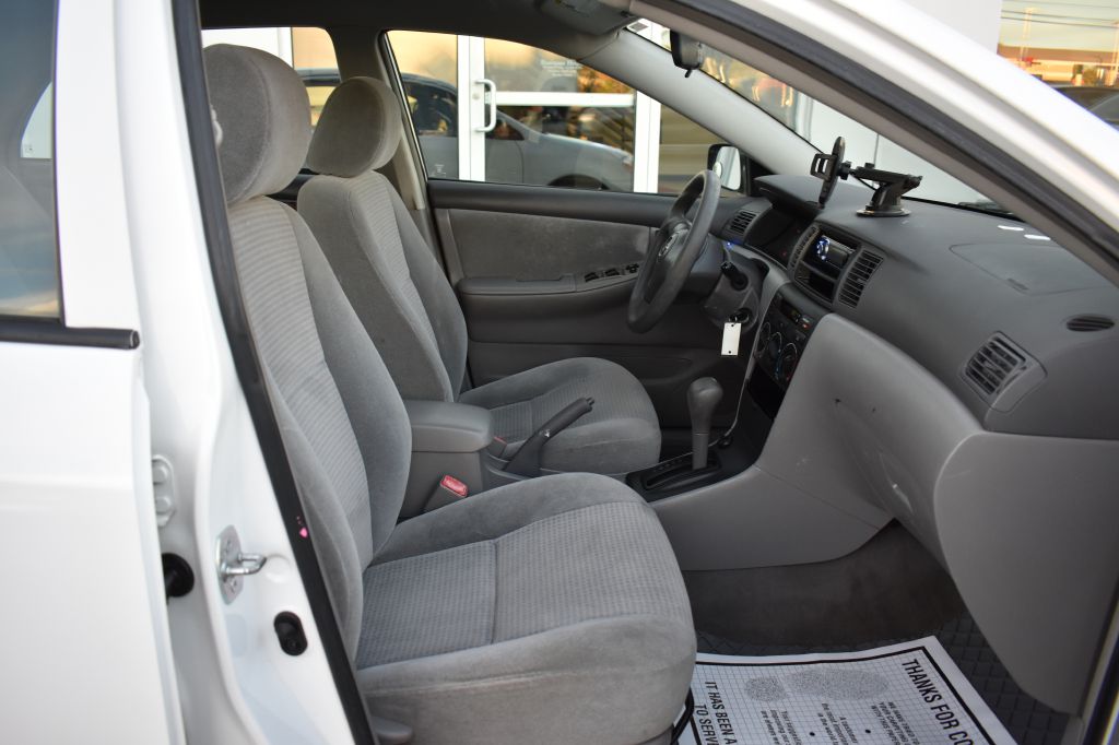 Additional photo of vehicle.