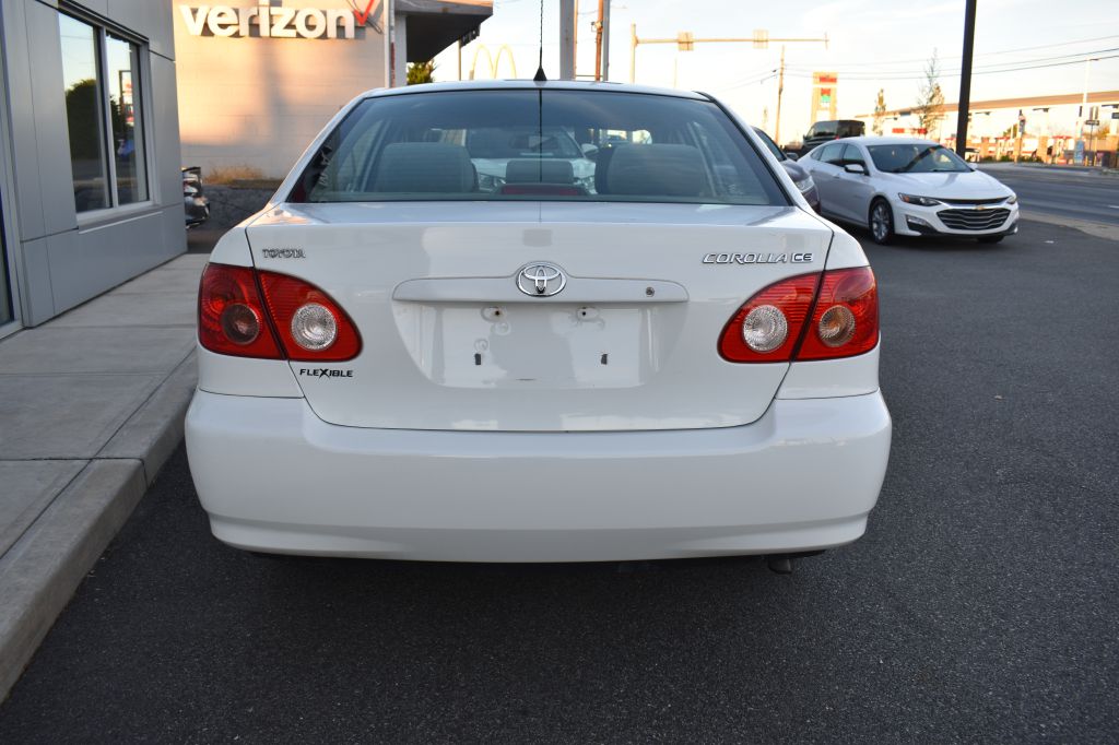 Additional photo of vehicle.