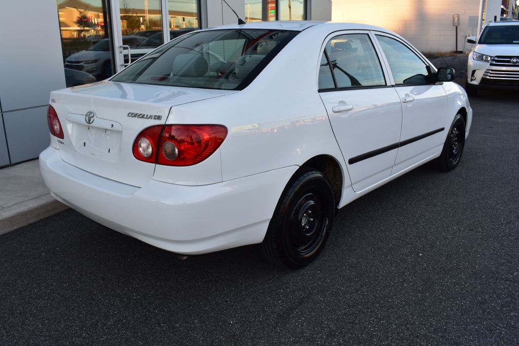 Additional photo of vehicle.