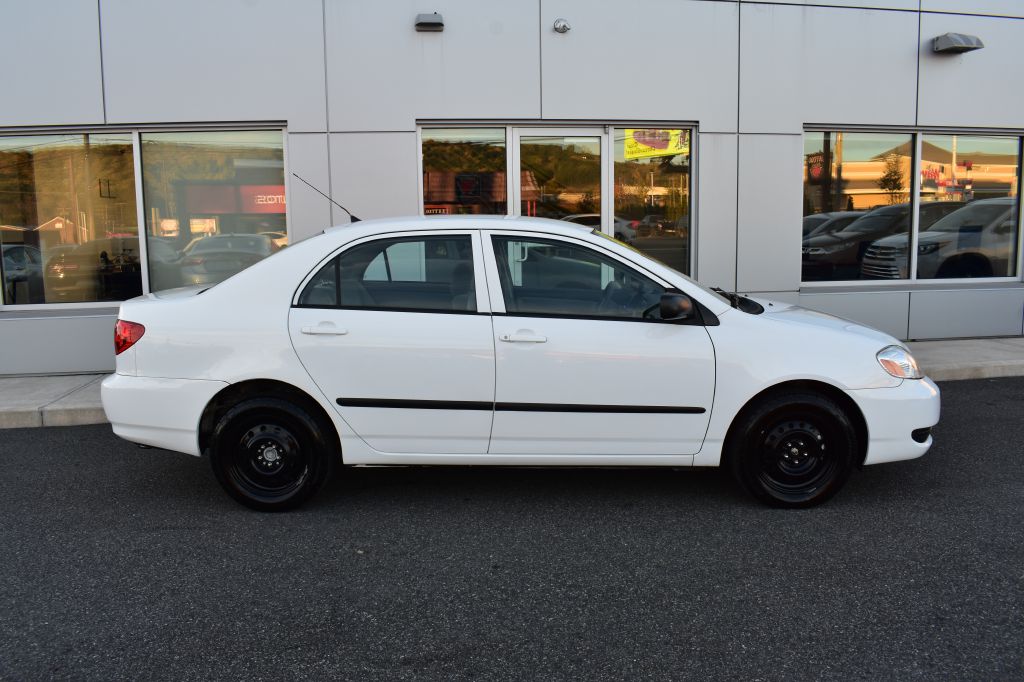 Additional photo of vehicle.