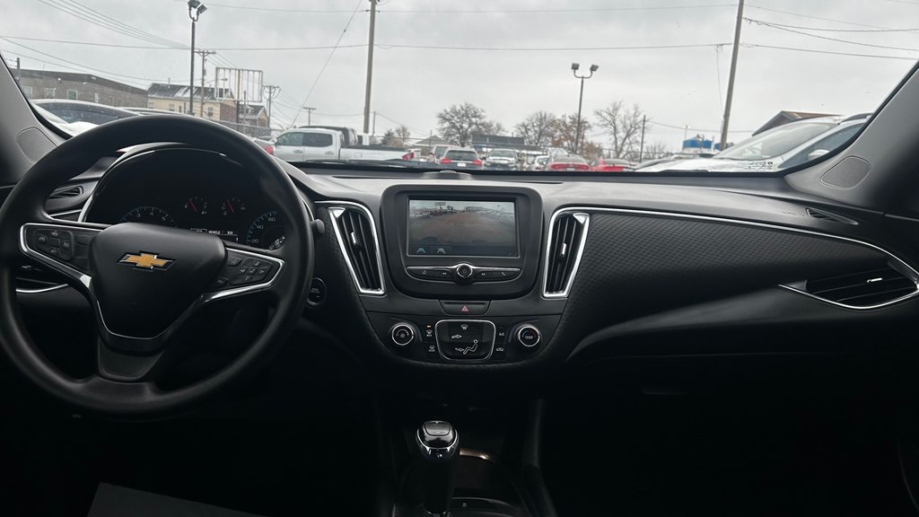 CHEVROLET MALIBU 2016 CHEVROLET MALIBU 1G1ZE5STXGF213437
