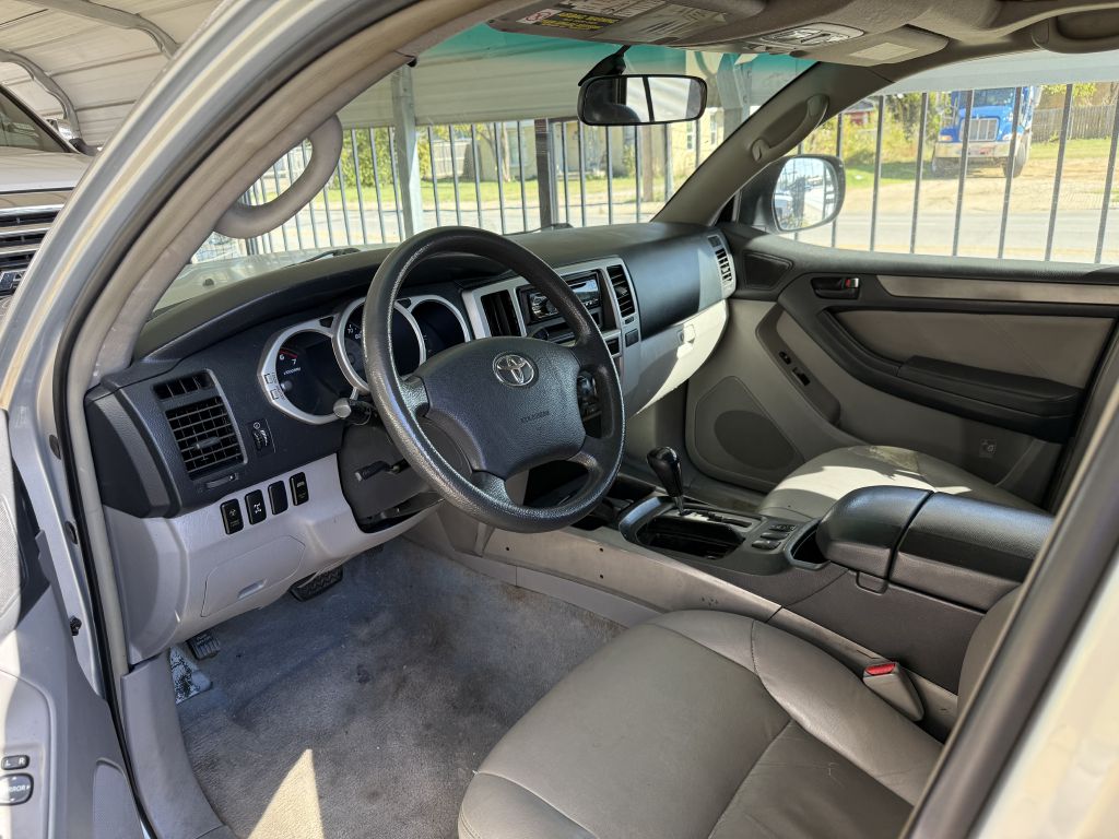 Photo 5 of this TOYOTA 4RUNNER