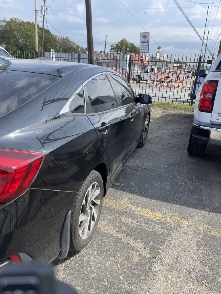 Photo 2 of this HONDA CIVIC
