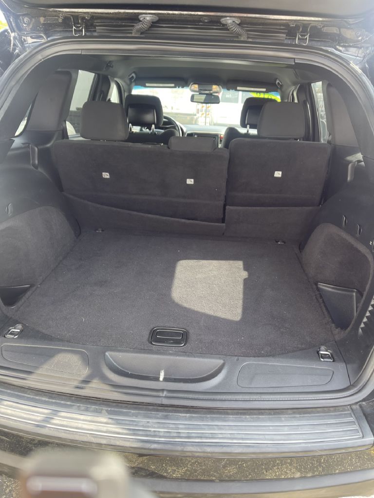 Photo 5 of this JEEP GRAND CHEROKEE