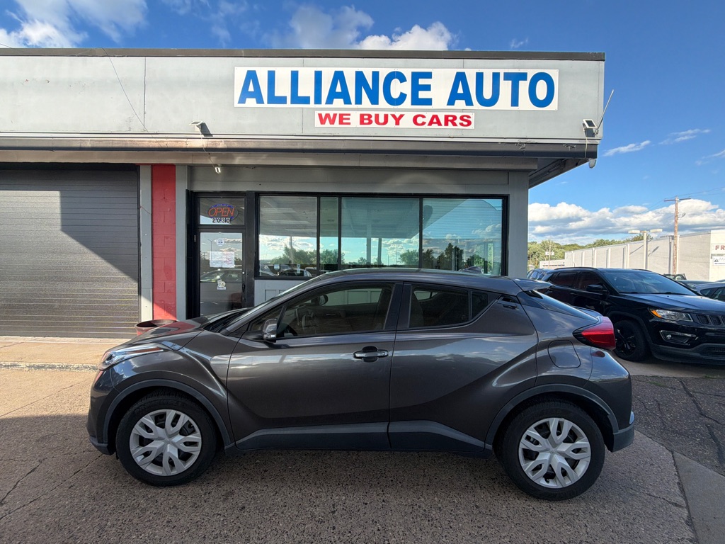 Photo 2 of this TOYOTA C-HR