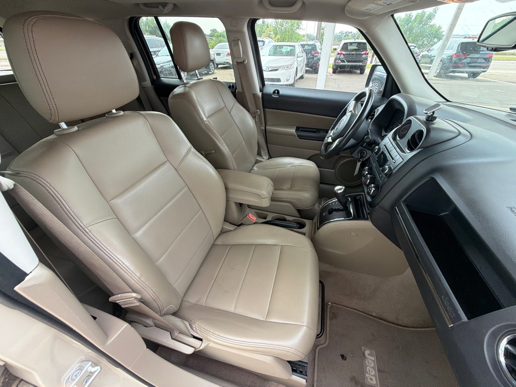 Photo 9 of this JEEP PATRIOT