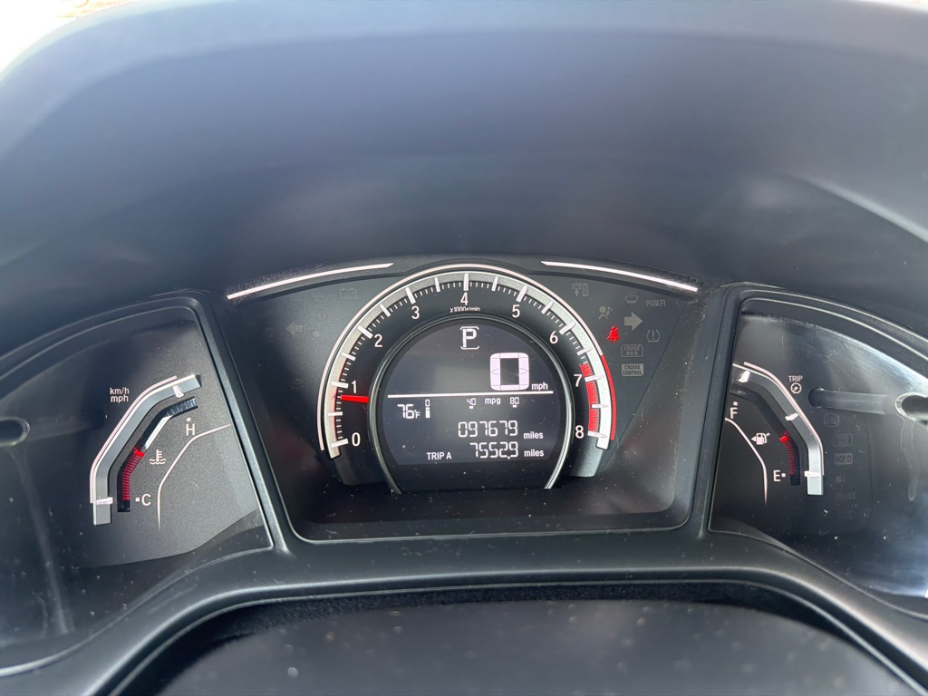 Photo 9 of this HONDA CIVIC