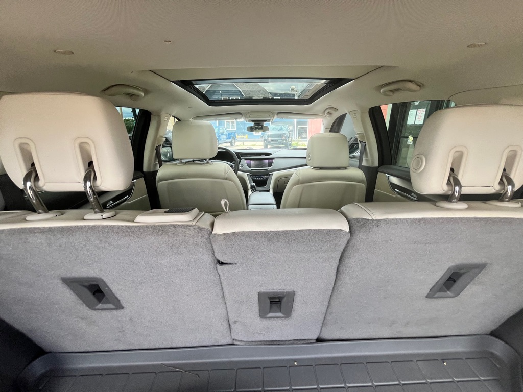 Photo 23 of this CADILLAC XT5