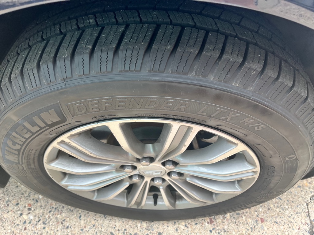 Photo 13 of this CADILLAC XT5
