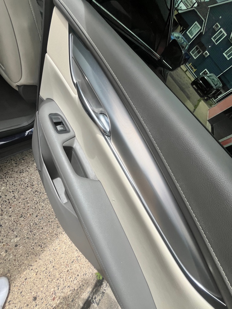 Photo 22 of this CADILLAC XT5