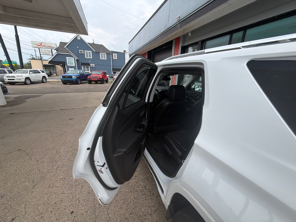 Photo 7 of this CHEVROLET TRAVERSE