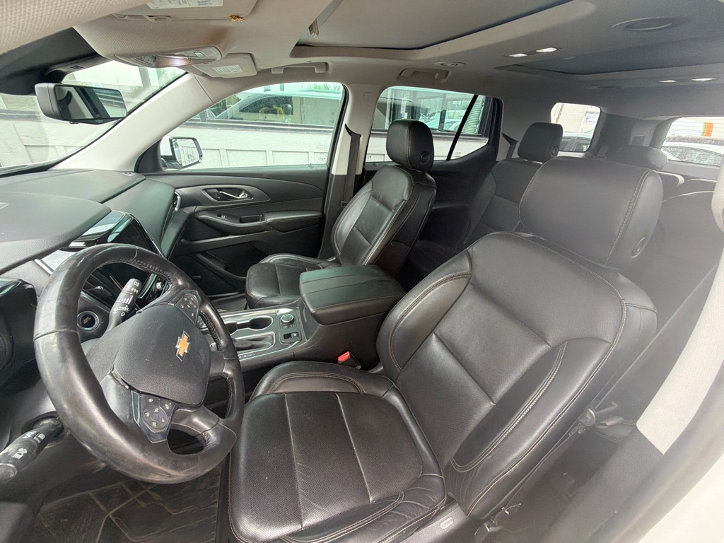 Photo 11 of this CHEVROLET TRAVERSE