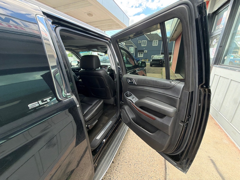 Photo 7 of this GMC YUKON XL