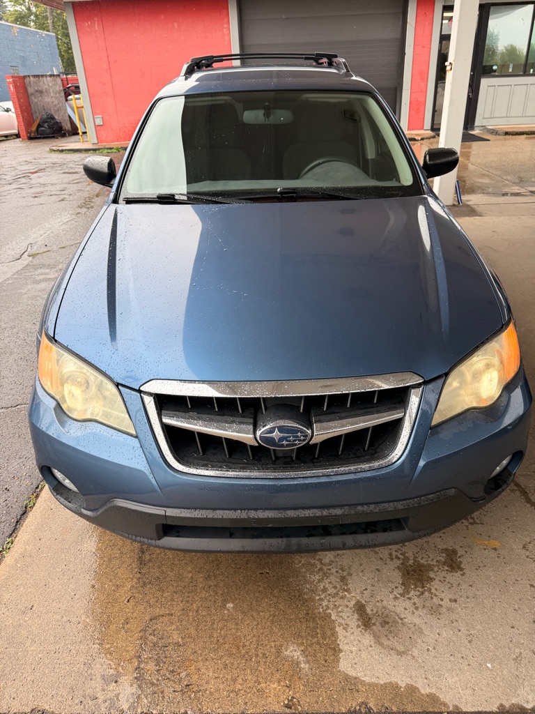 Photo 2 of this SUBARU OUTBACK
