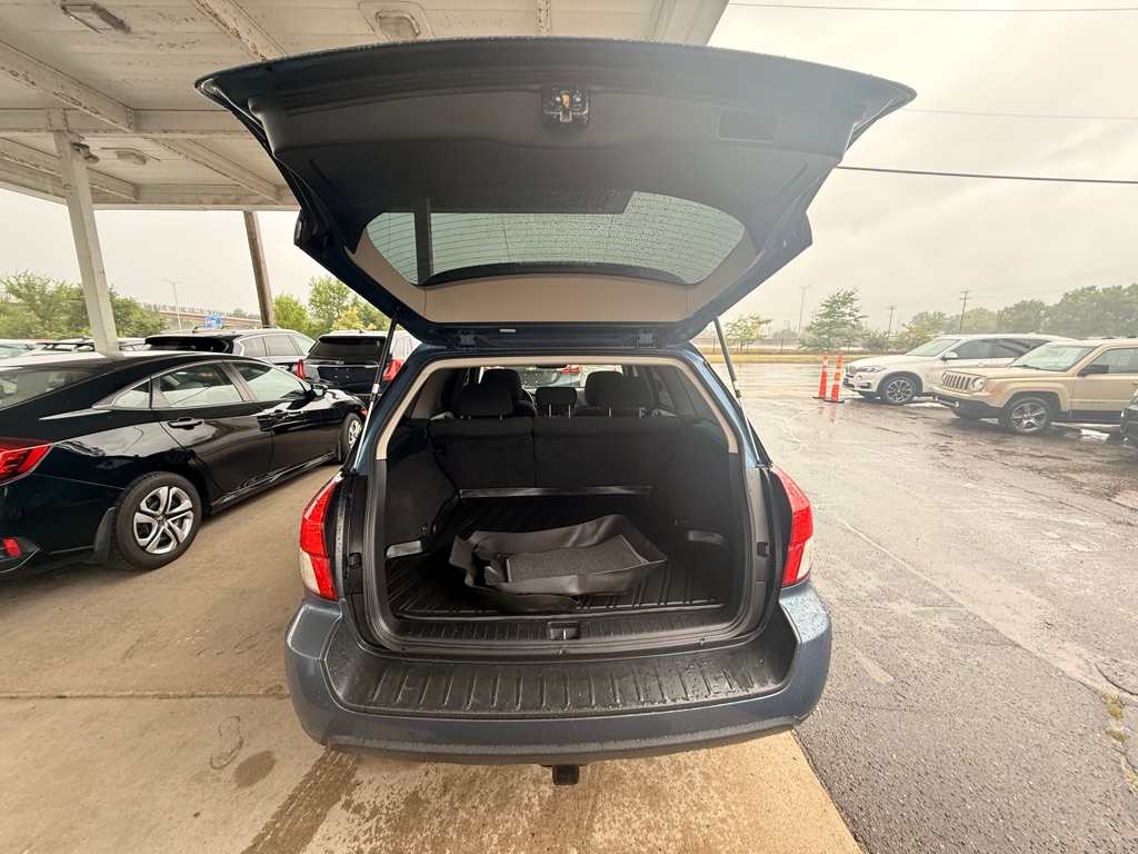 Photo 7 of this SUBARU OUTBACK