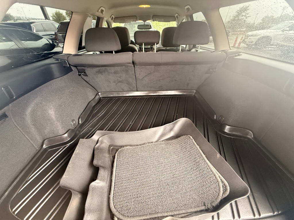 Photo 11 of this SUBARU OUTBACK