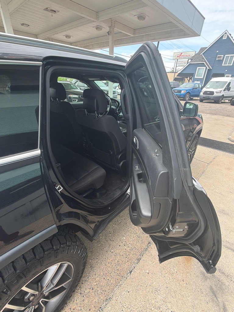 Photo 7 of this JEEP GRAND CHEROKEE