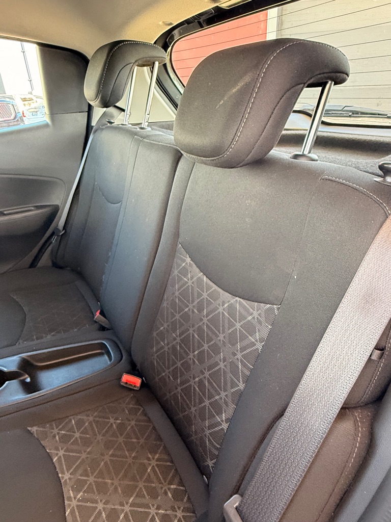 Photo 13 of this CHEVROLET SPARK