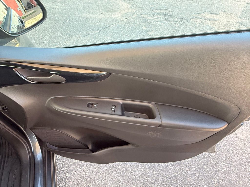 Photo 19 of this CHEVROLET SPARK