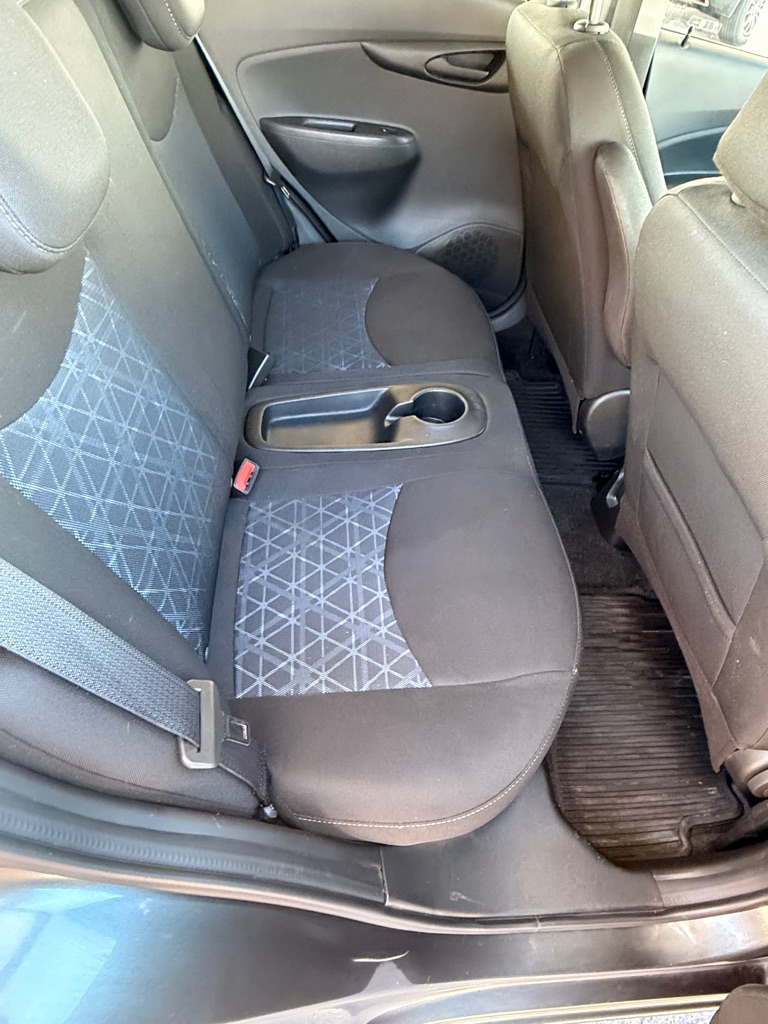 Photo 17 of this CHEVROLET SPARK