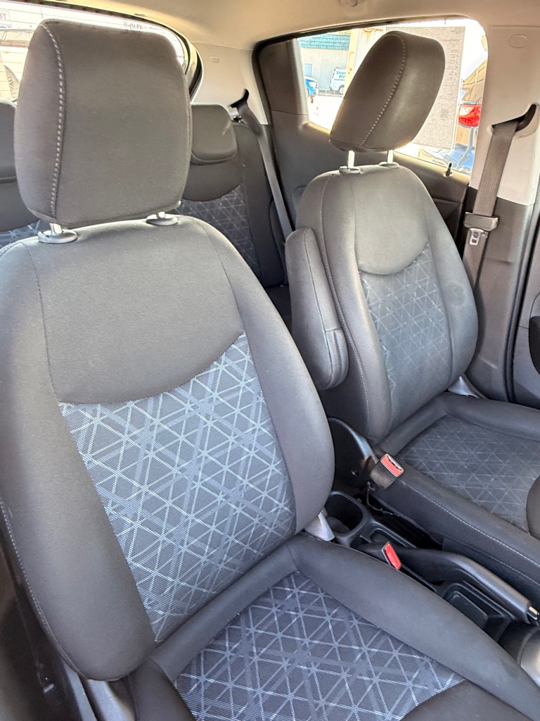 Photo 21 of this CHEVROLET SPARK