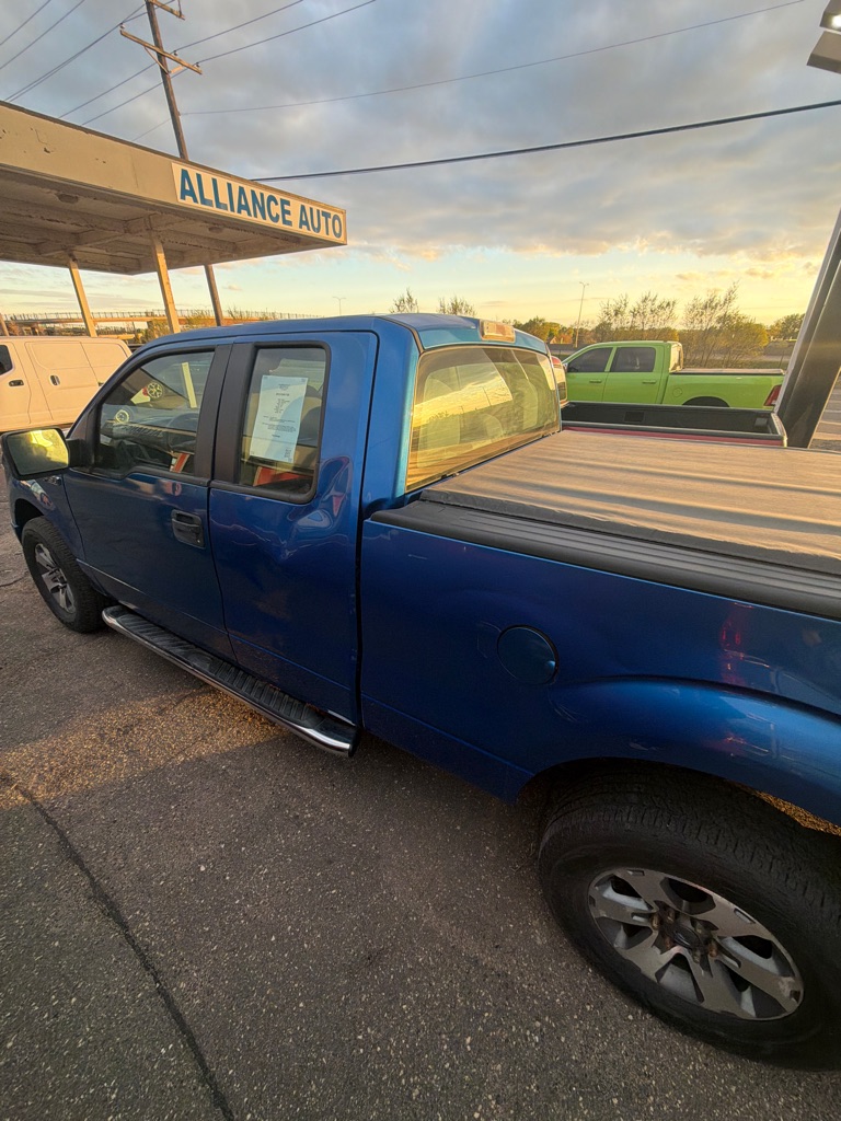 Photo 9 of this FORD F150