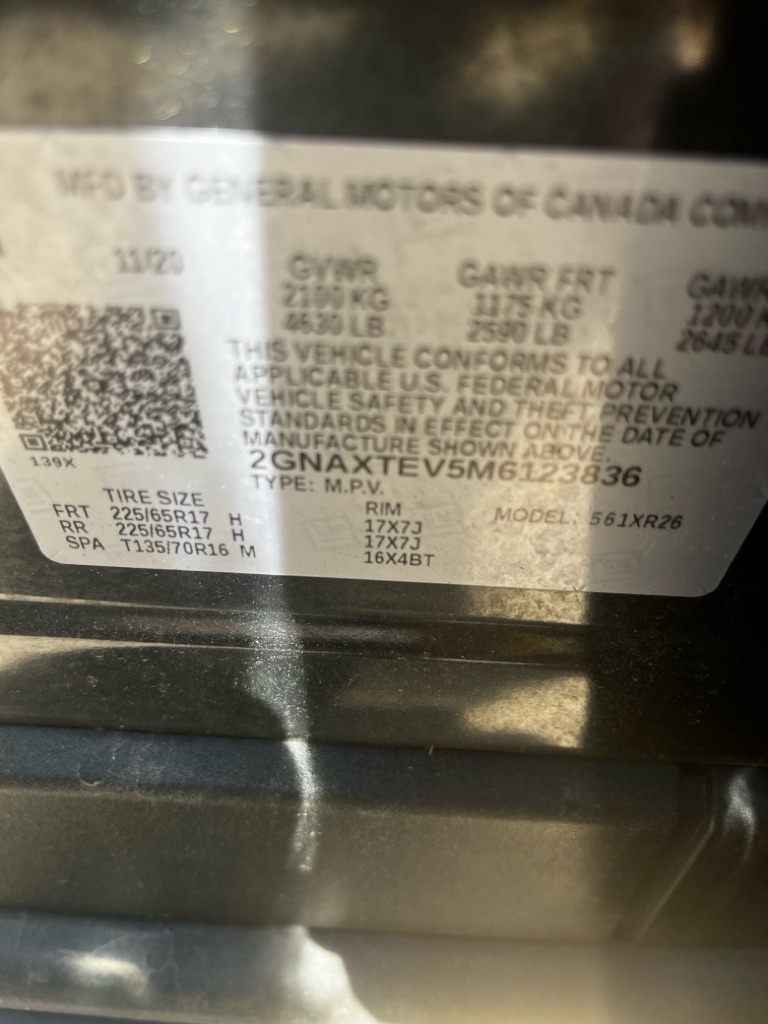 Photo 24 of this CHEVROLET EQUINOX