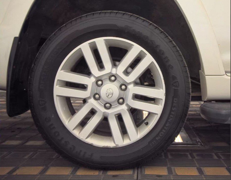 Photo 16 of this TOYOTA 4RUNNER