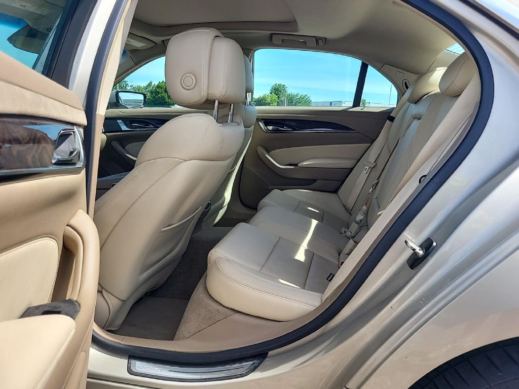 Photo 5 of this CADILLAC CTS