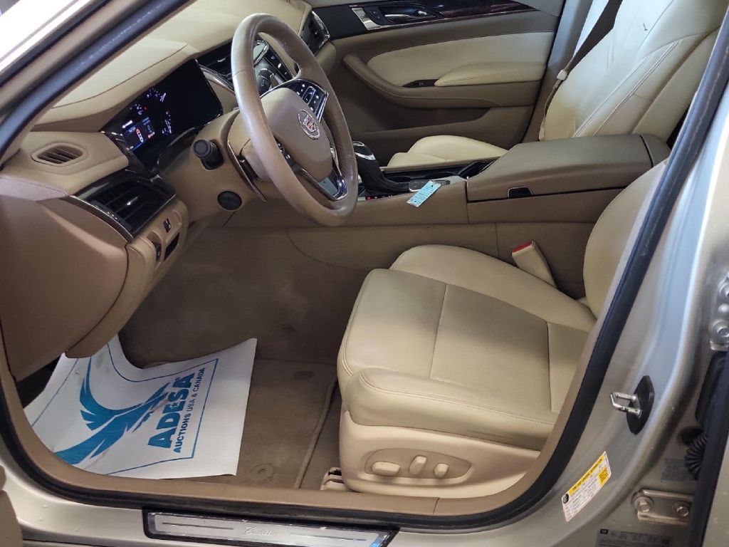 Photo 6 of this CADILLAC CTS