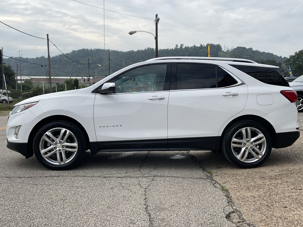 Photo 6 of this CHEVROLET EQUINOX
