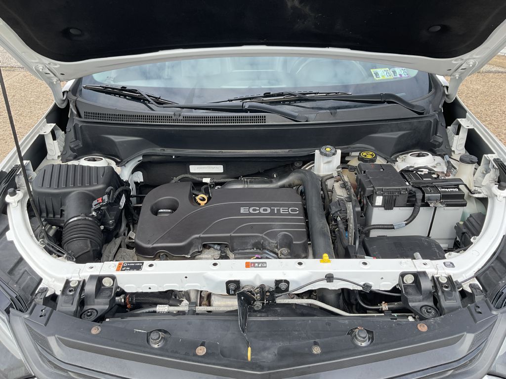 Photo 28 of this CHEVROLET EQUINOX