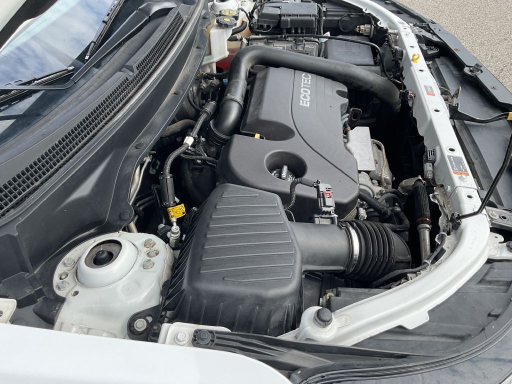 Photo 29 of this CHEVROLET EQUINOX