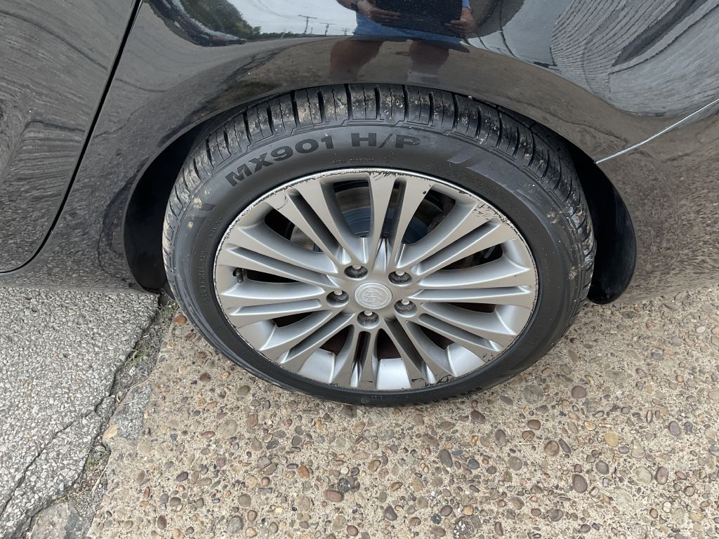 Photo 10 of this BUICK VERANO