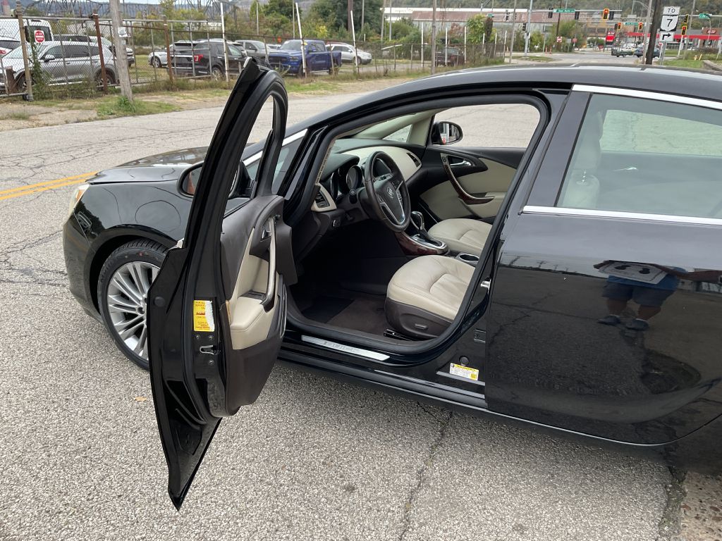 Photo 13 of this BUICK VERANO