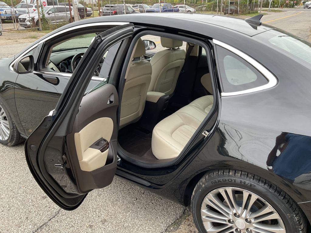 Photo 19 of this BUICK VERANO