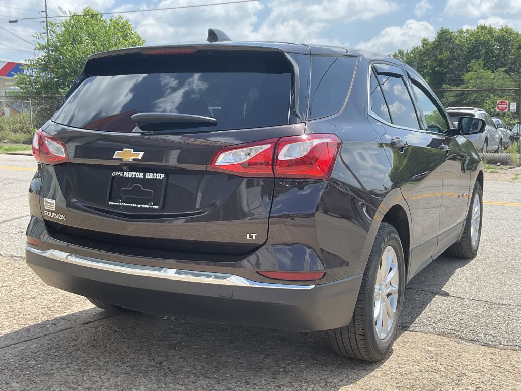 Photo 3 of this CHEVROLET EQUINOX