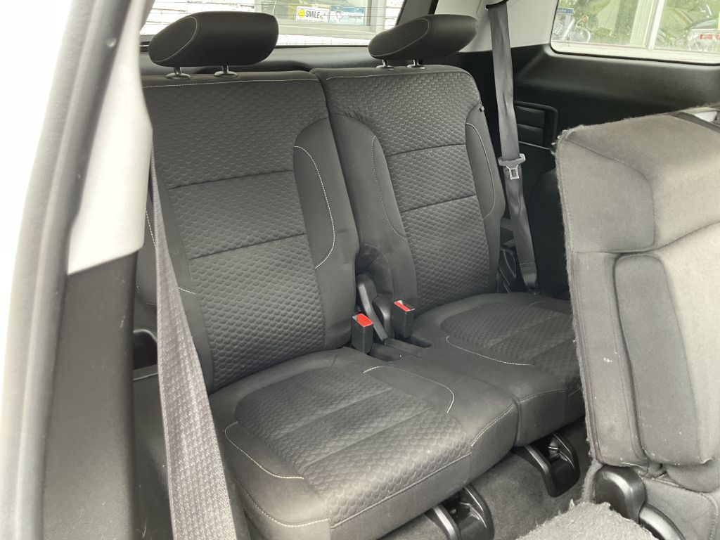Photo 27 of this GMC ACADIA