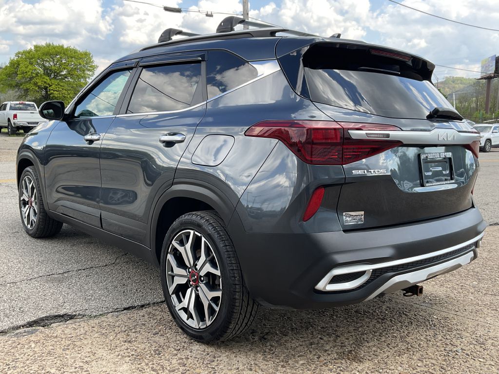 Photo 7 of this KIA SELTOS