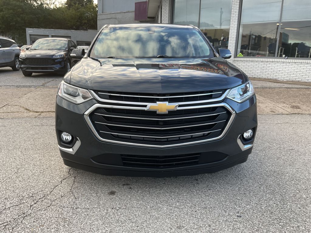 Photo 4 of this CHEVROLET TRAVERSE
