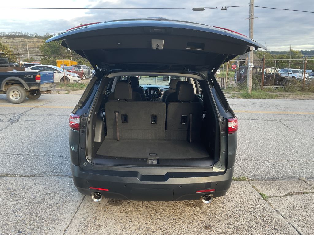 Photo 27 of this CHEVROLET TRAVERSE