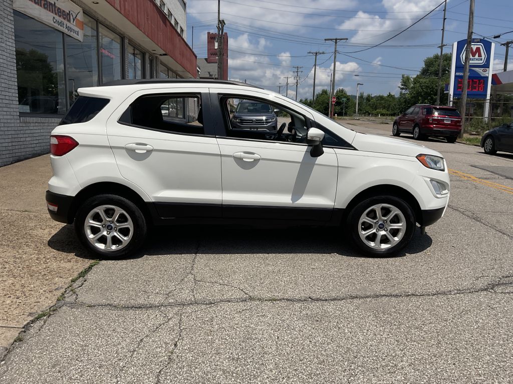 Photo 2 of this FORD ECOSPORT