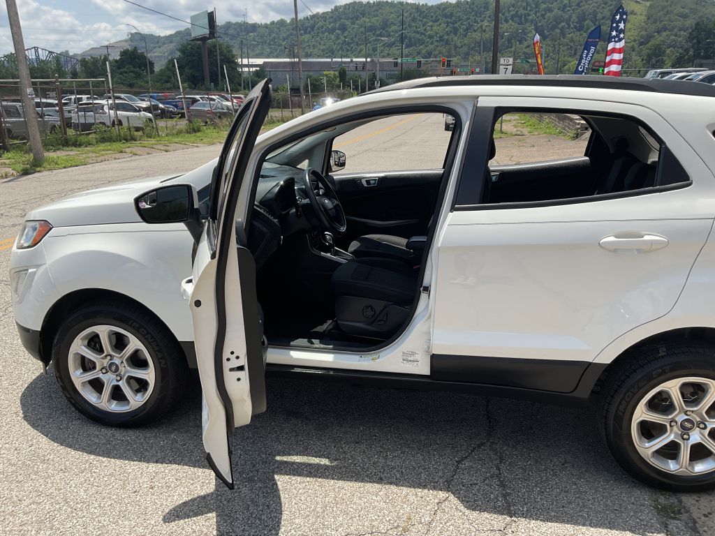 Photo 13 of this FORD ECOSPORT