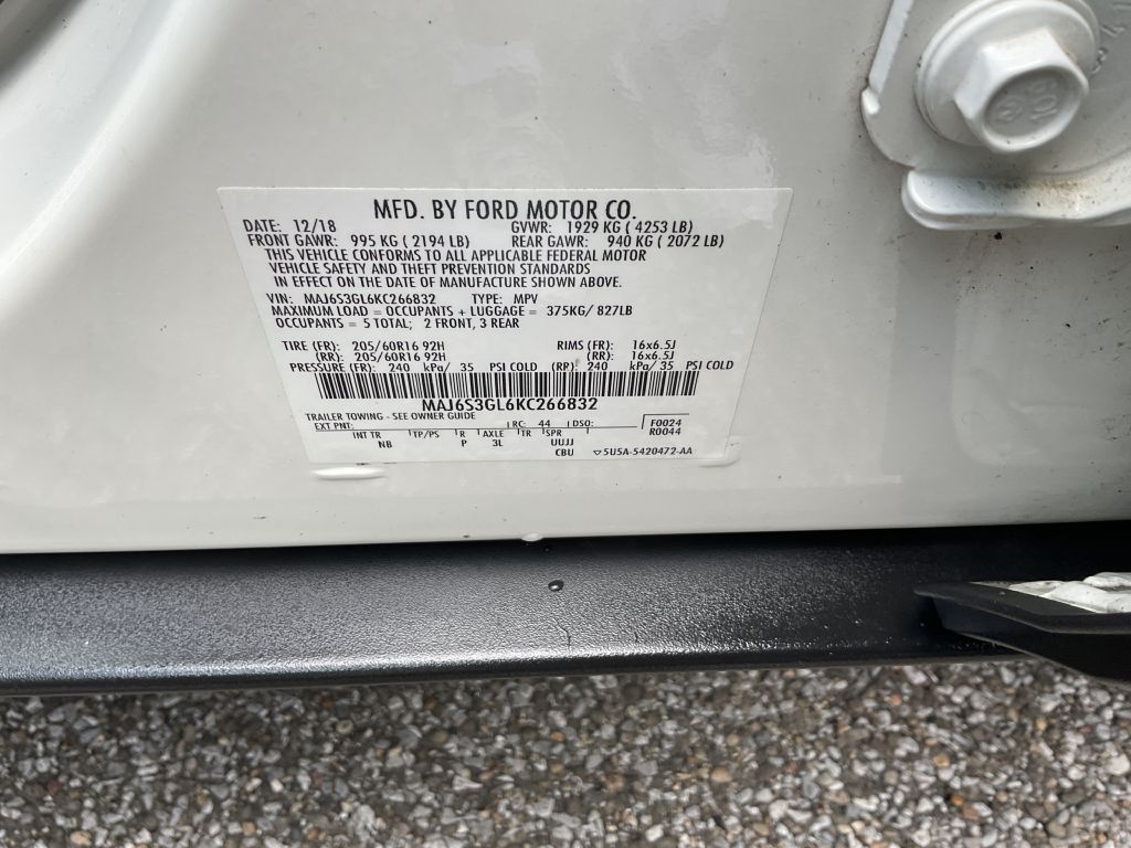 Photo 37 of this FORD ECOSPORT
