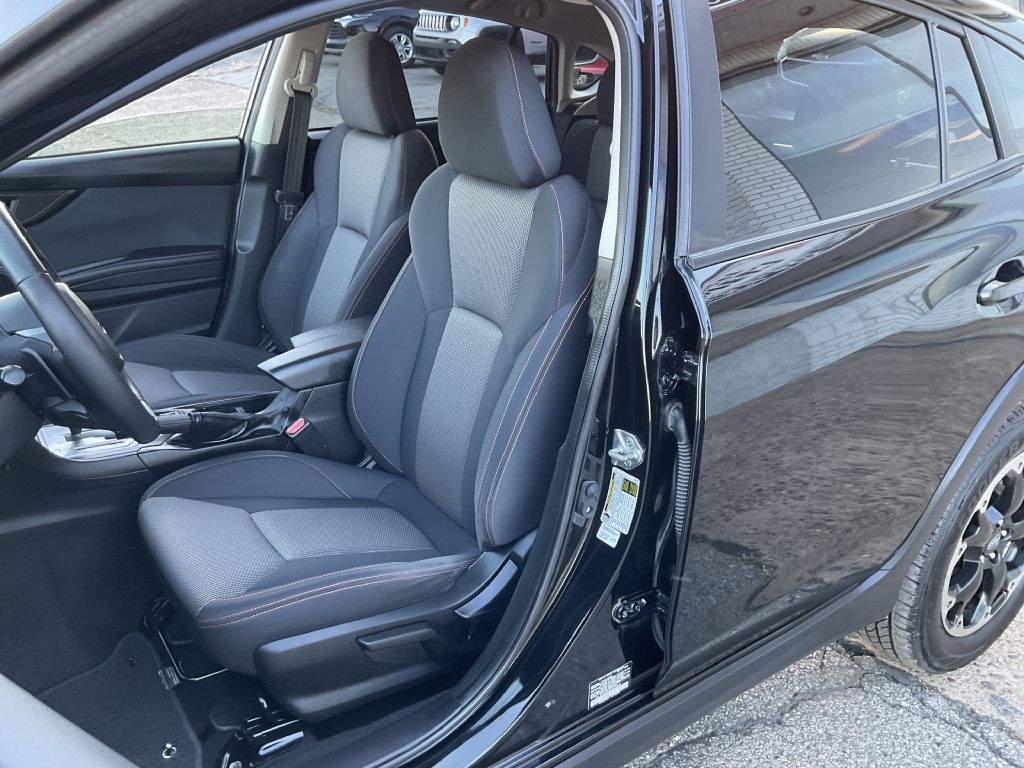 Photo 14 of this SUBARU CROSSTREK