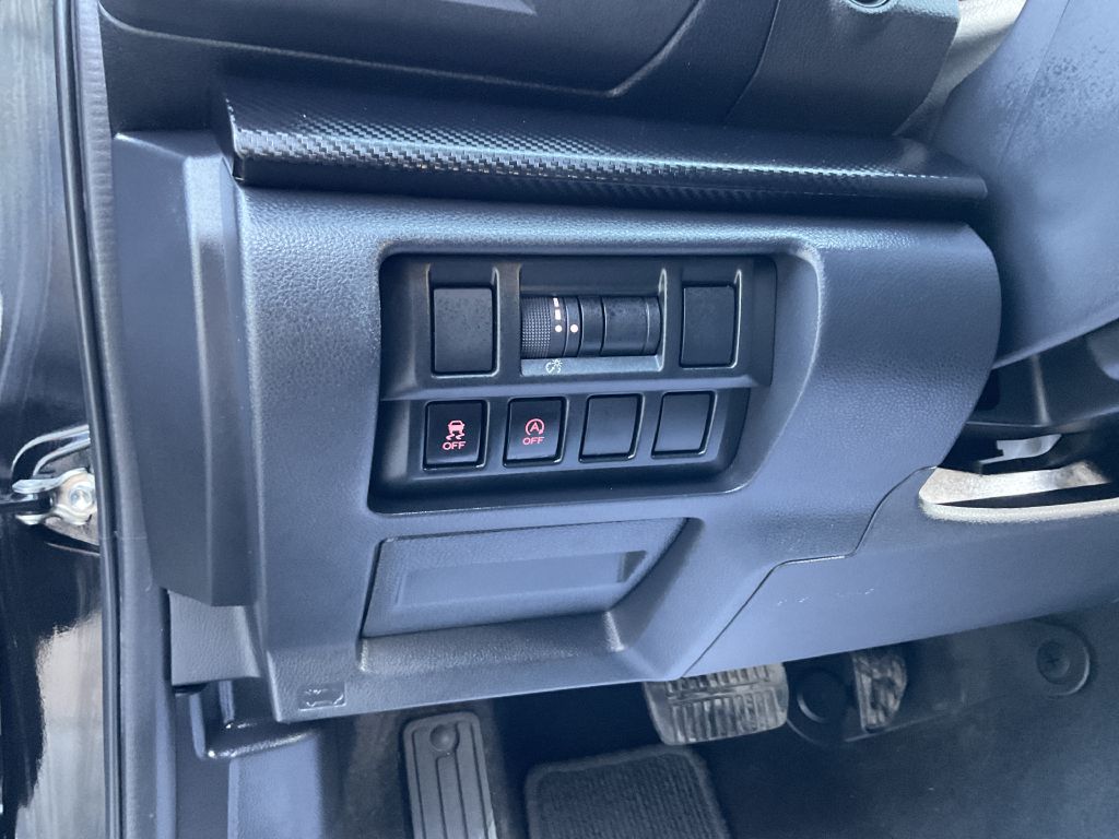 Photo 30 of this SUBARU CROSSTREK